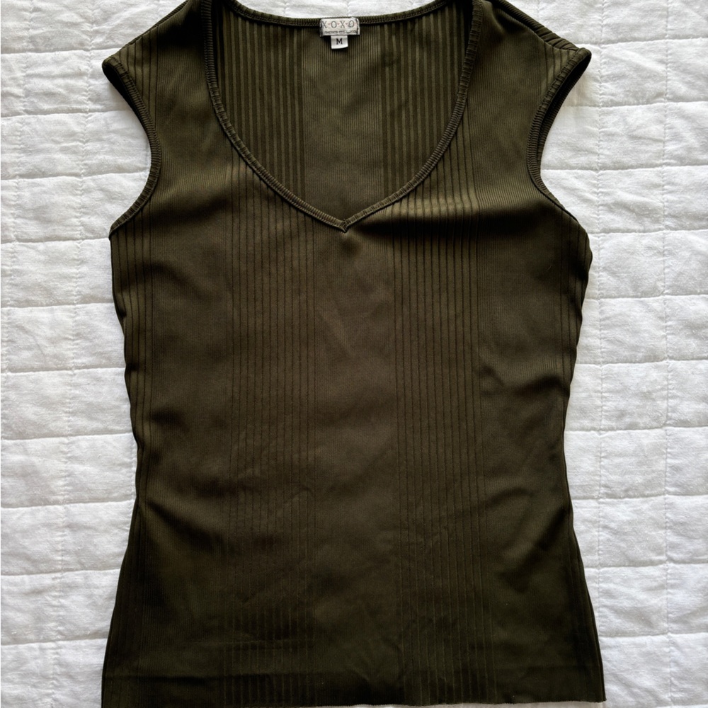 Y2K vintage stretchy tank - army green color - size M